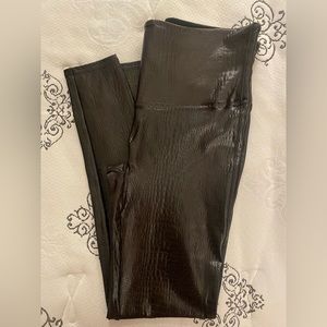 Women’s Spanx Faux Crocodile Leather Leggings in Brown Size XL